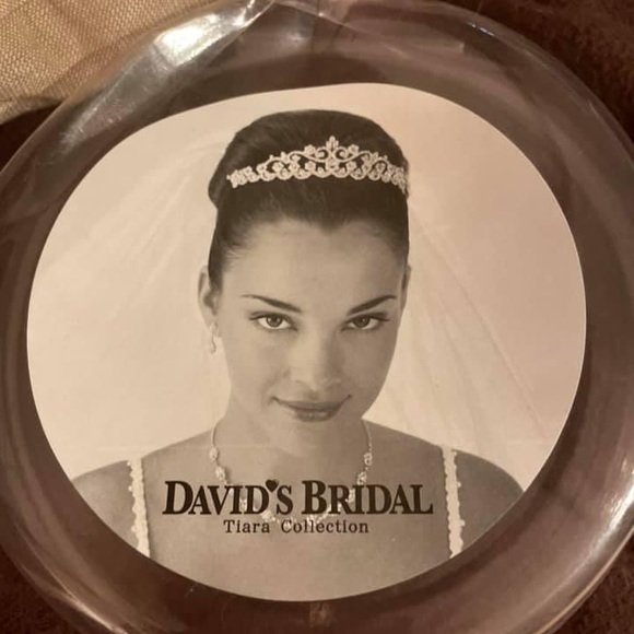 Tiara - Picture 2 of 2